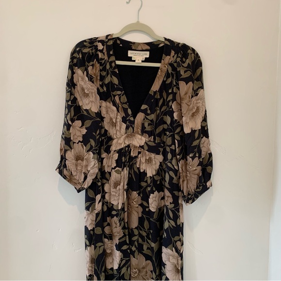 SaltWater LUXE - Picture 1 of 9